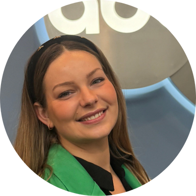 Chrystal Robet-Tamborini - Ingénieure d'affaires IT @ Programisto